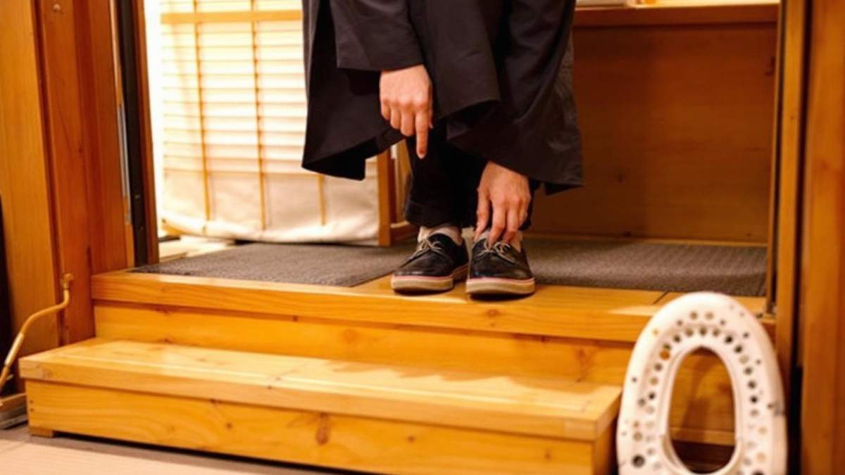 10 Japanese Etiquette Rules That Are Actually Myths